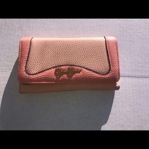 Jessica Simpson wallet